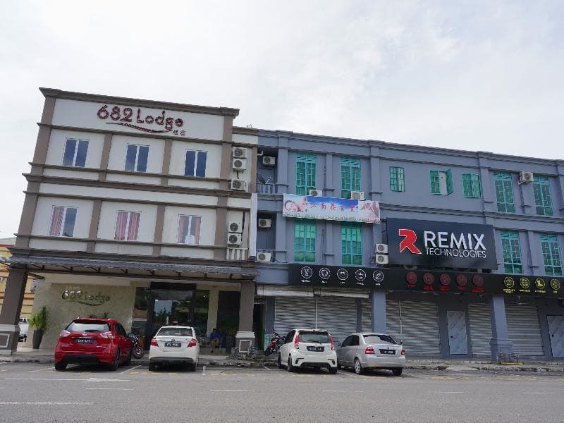 682 Lodge By Oyo Rooms main