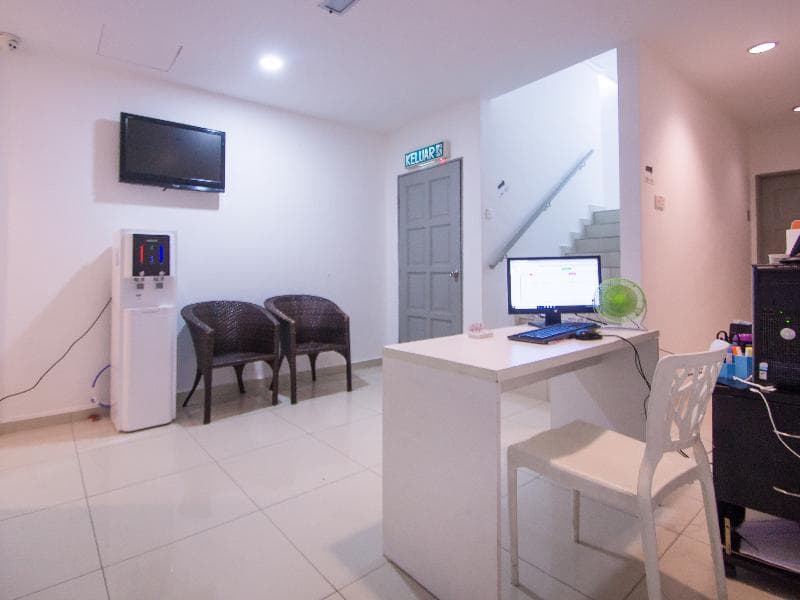 Oyo 89618 Delegant Hotel 5