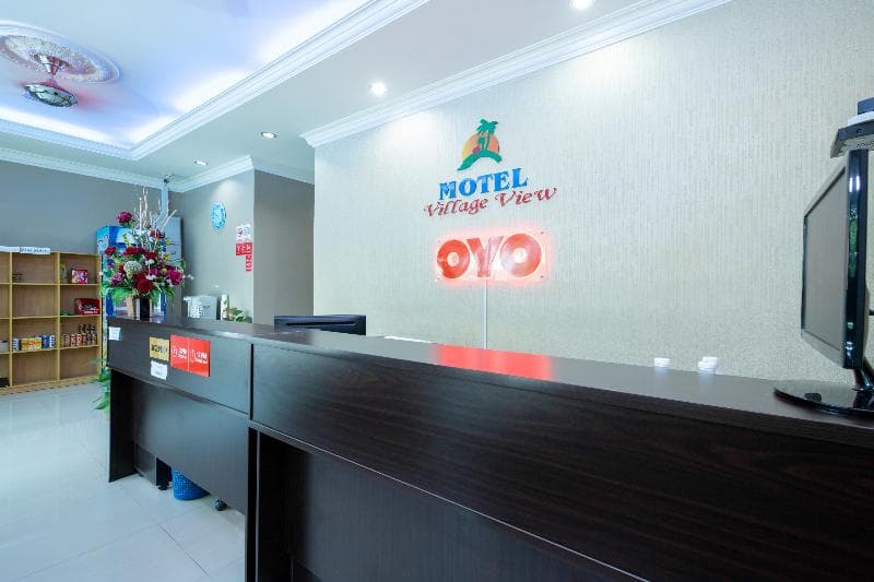 Oyo 1180 Village View Motel 3