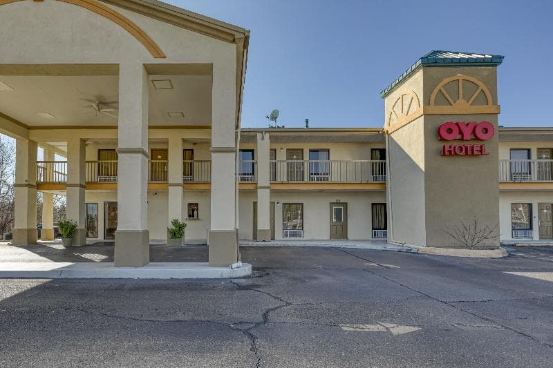 Oyo Hotel Grenada West 3