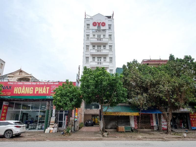 Lenka Hotel by OYO Rooms 2
