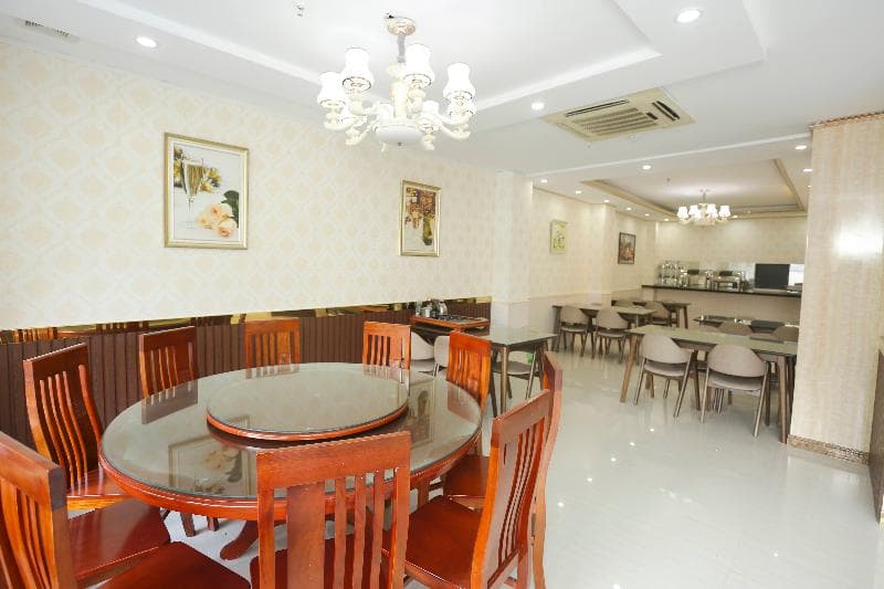 Sun Hotel by OYO Rooms photo 1