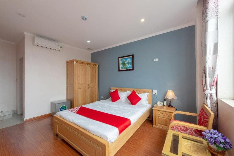 Sun Hotel by OYO Rooms main