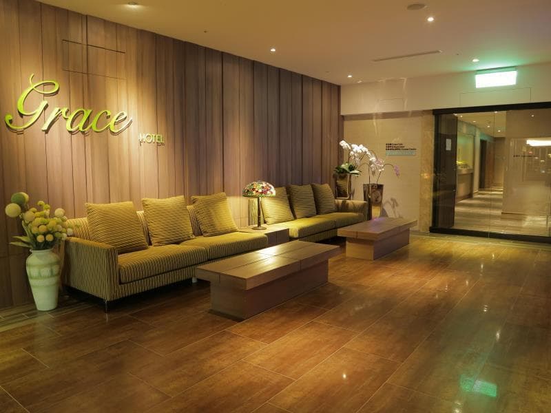 Grace Hotel 3