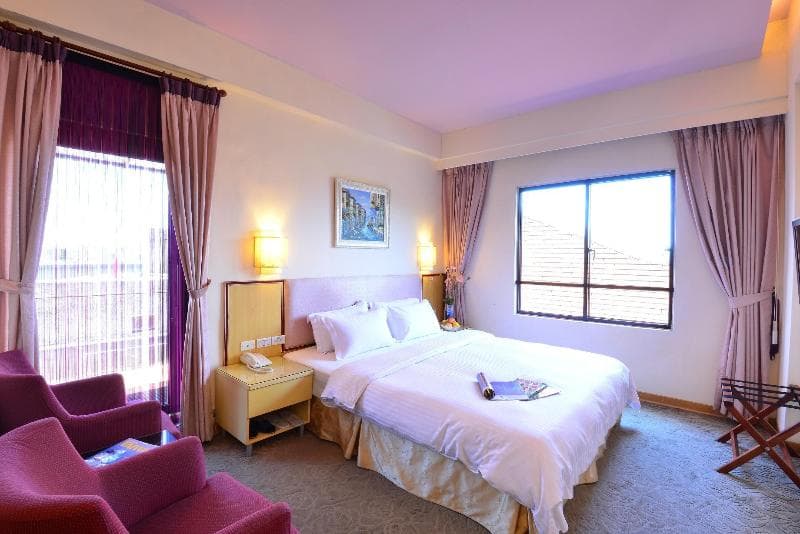 Chientan Youth Hotel 5