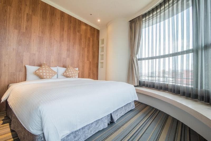 Merry Day City Hotel main