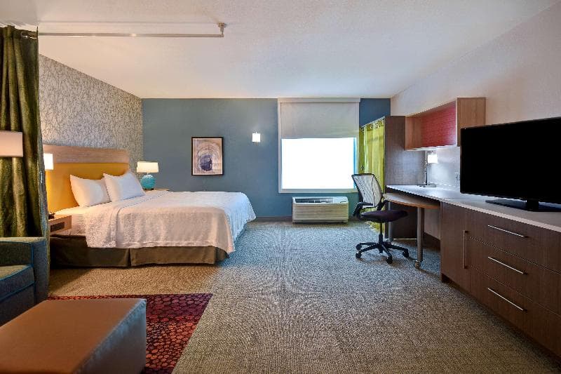 Home2 Suites By Hilton Eau Claire South 4