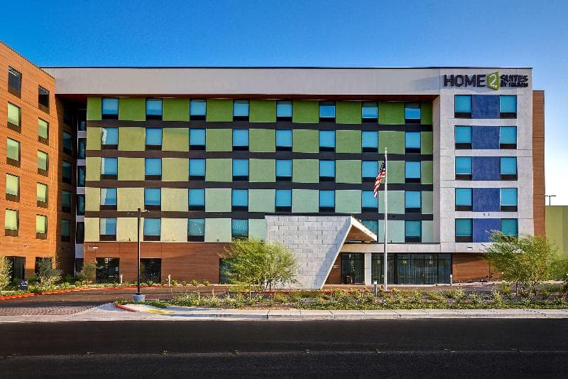 Hampton Inn & Suites Las Vegas Convention Center 4