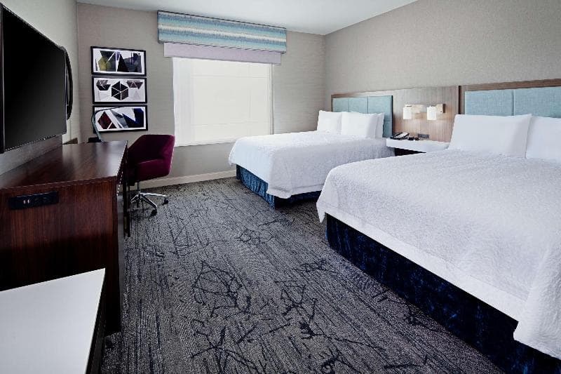 Hampton Inn & Suites Gilroy 4