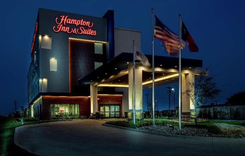 Hampton Inn & Suites Duncanville Dallas 3