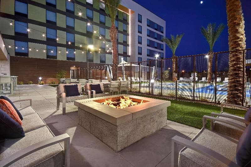 Home2 Suites By Hilton Las Vegas Convention Center 2