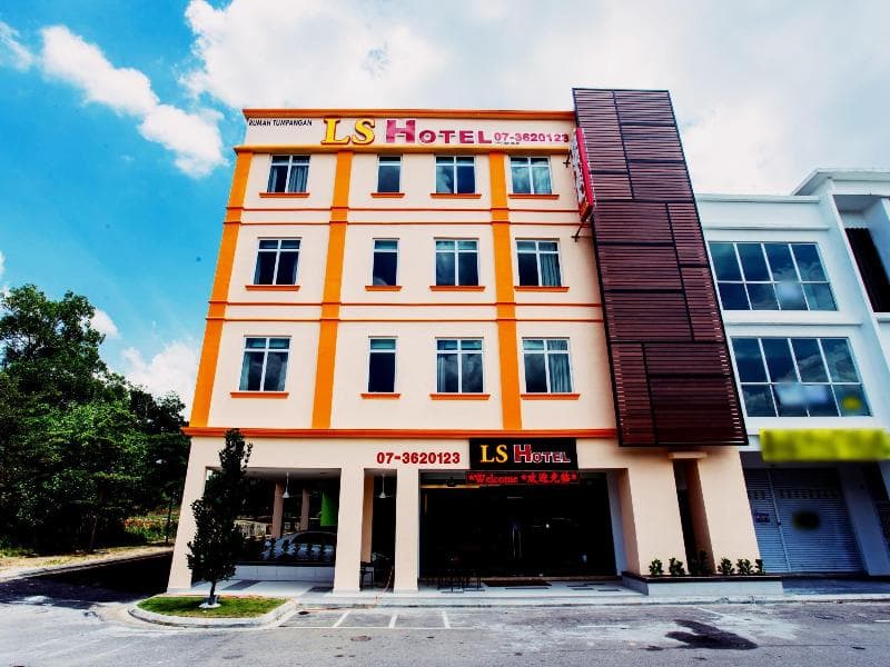 Ls Hotel 2