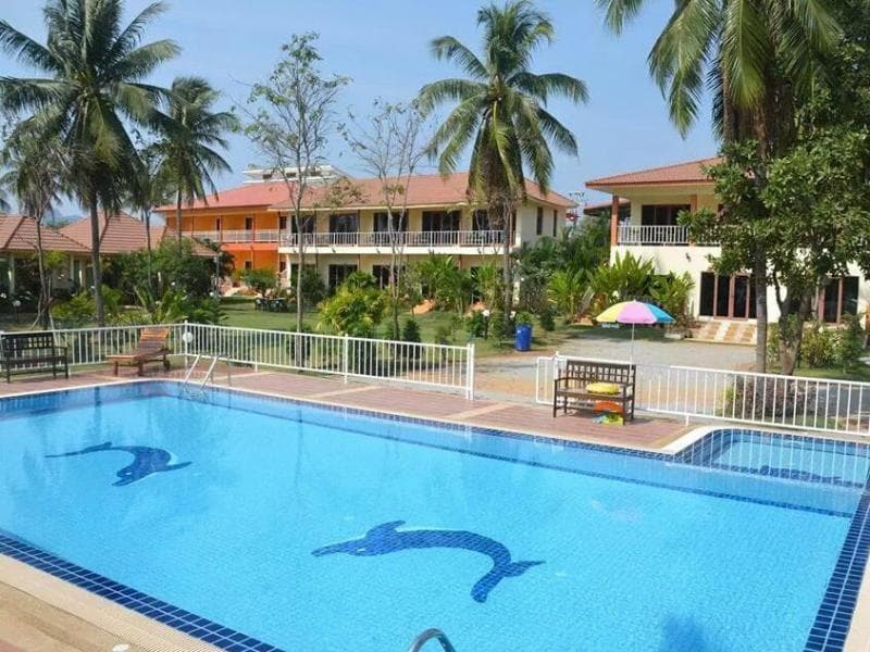 Pranmanee Beach Resort photo 1