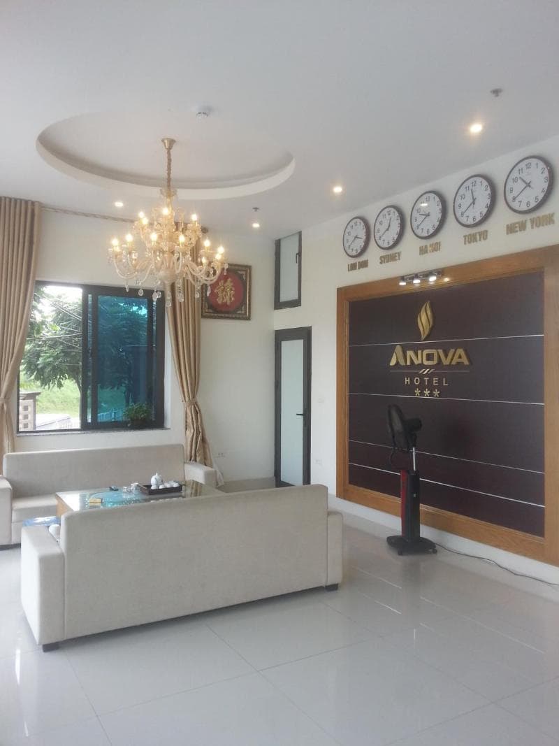 Anova Hotel 3