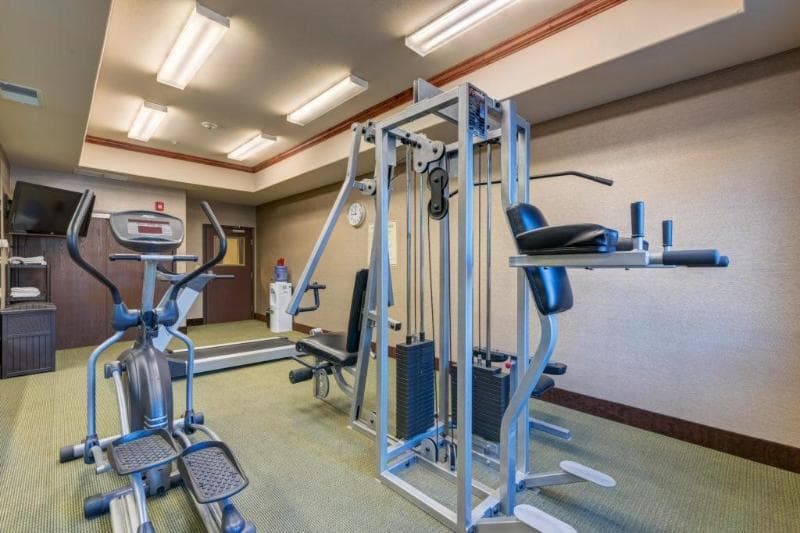 Comfort Inn & Suites photo 1