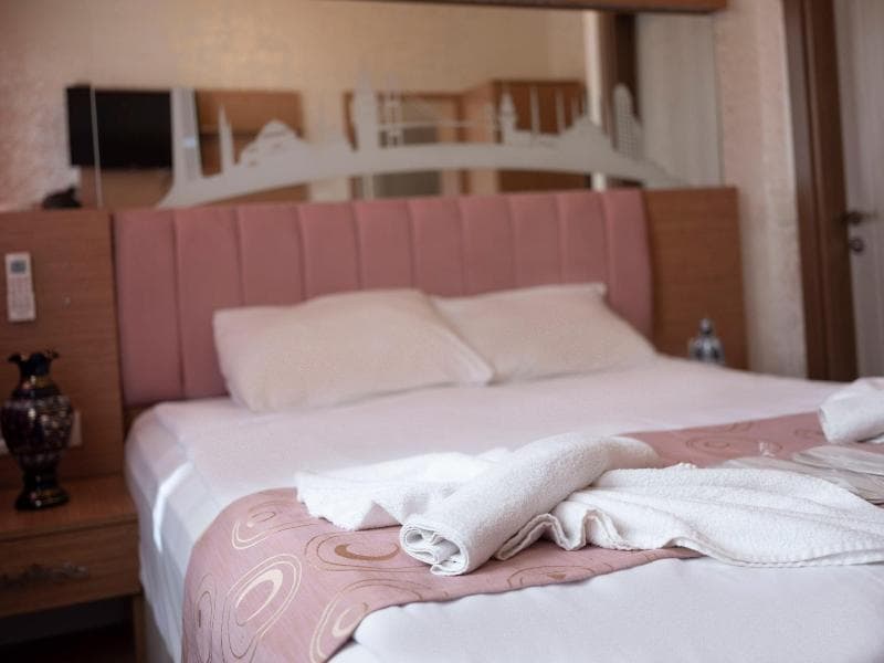 Megaron Hotel 3