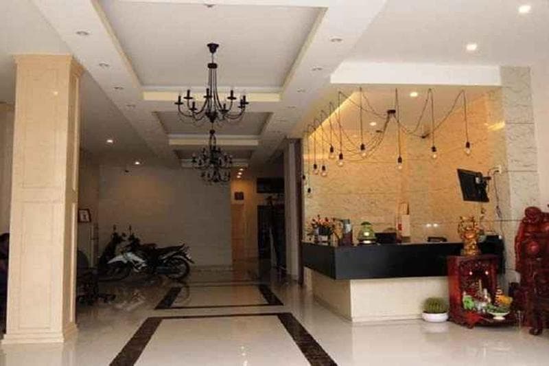 Van Nam Hotel main