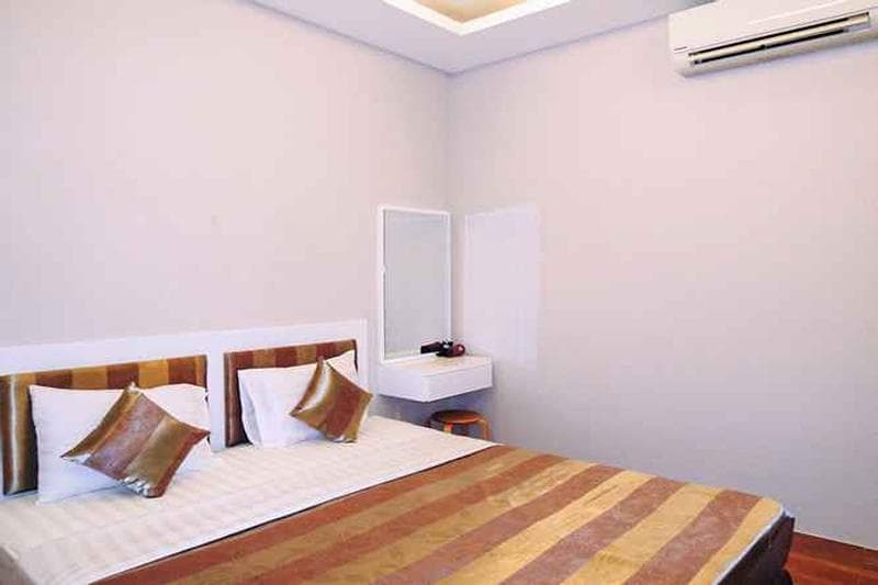 Van Nam Hotel 3