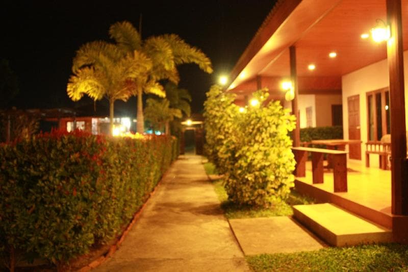 Waterside Resort 5