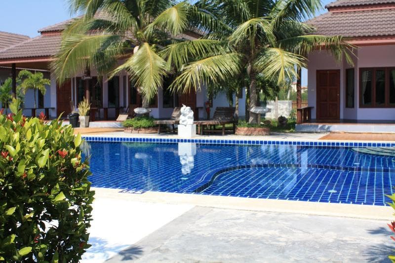 Waterside Resort 4