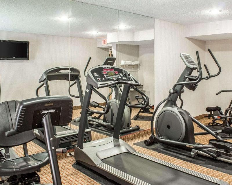 Quality Inn & Suites Raleigh North photo 1
