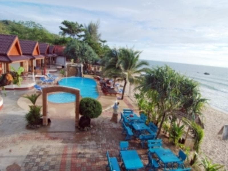 Lanta Paradise Beach Resort 3