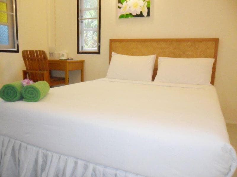 Khaolak Banana Bungalow 5