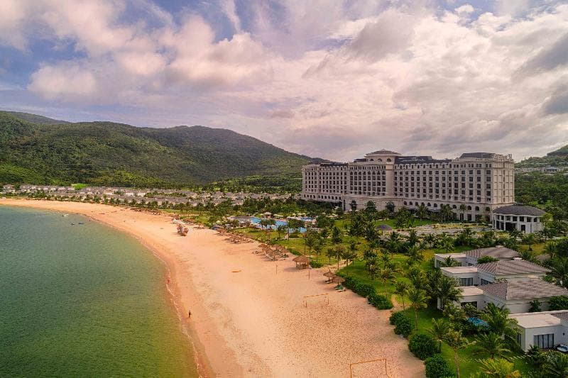 Nha Trang Marriott Resort & Spa Hon Tre Island 3