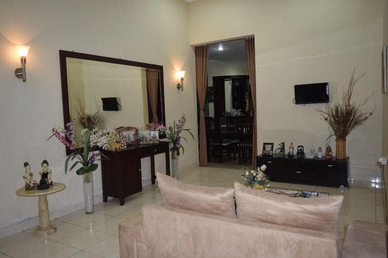 Roemah Canting Yogyakarta Homestay 5