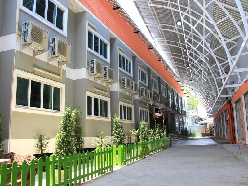 Panmanee Hotel photo 1