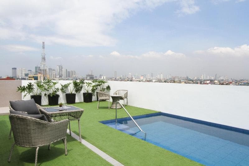 Privato Makati 2