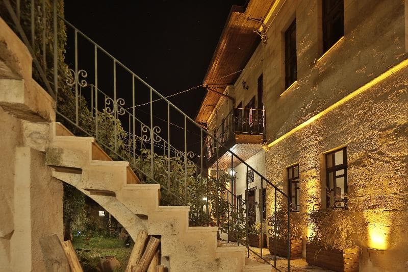Heaven Cave House 2