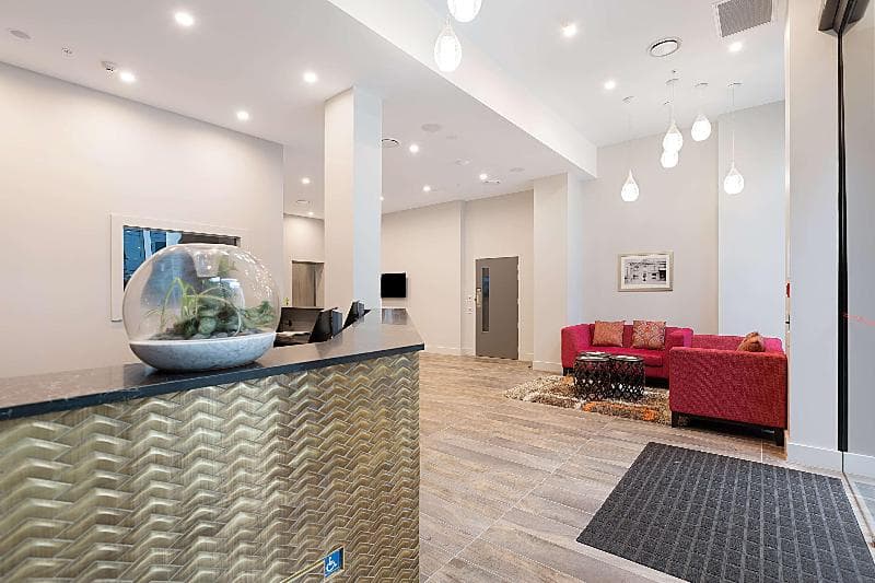 Ramada Suites By Wyndham Victoria Street West 5