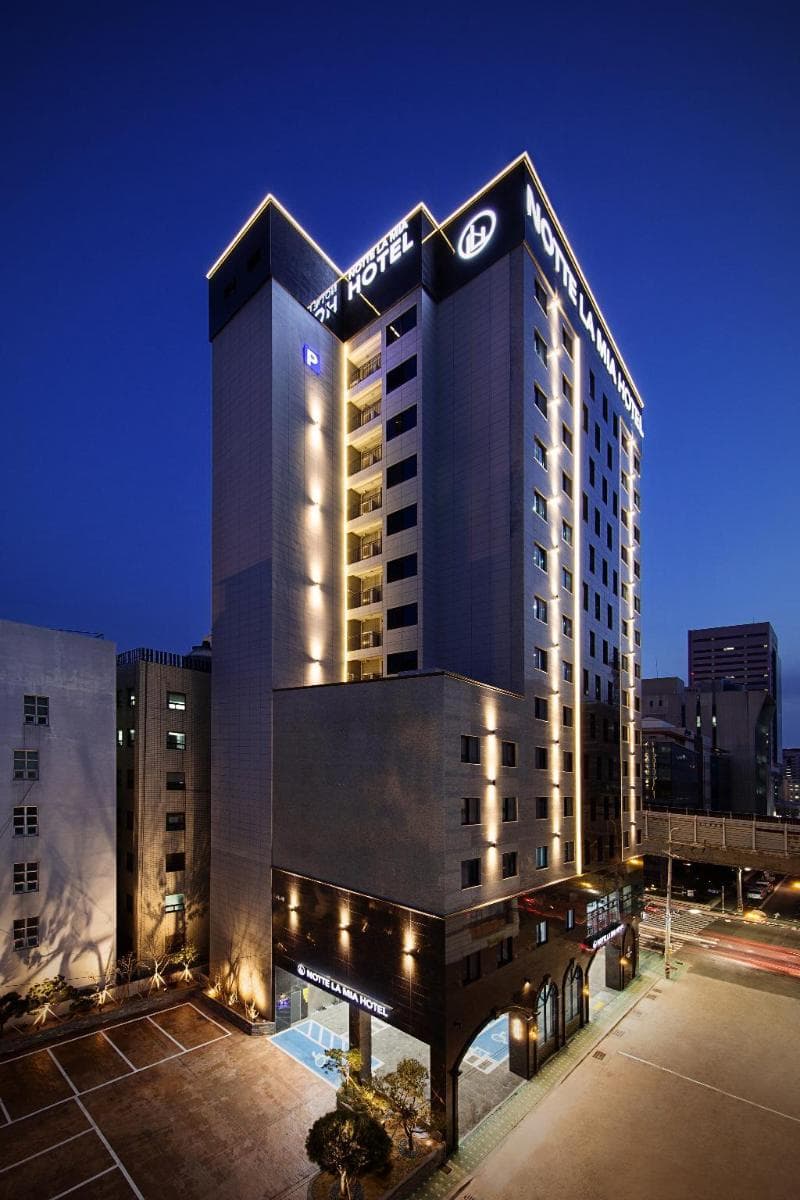 Notte La Mia Hotel 2