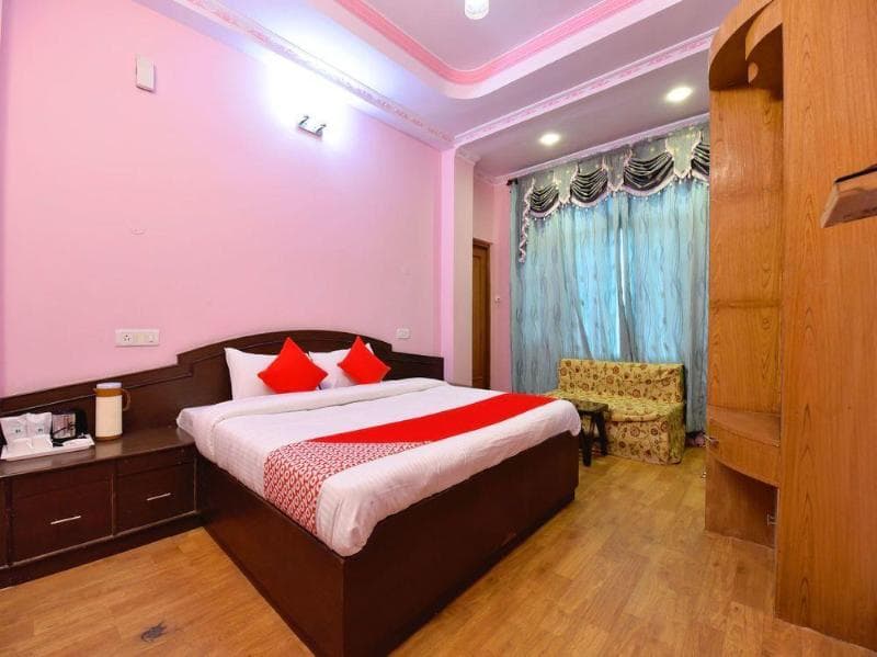 Hotel Himalayan Escape 2