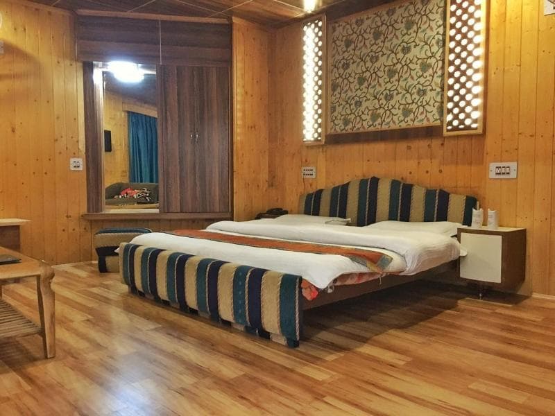 Walisons Hotel 4