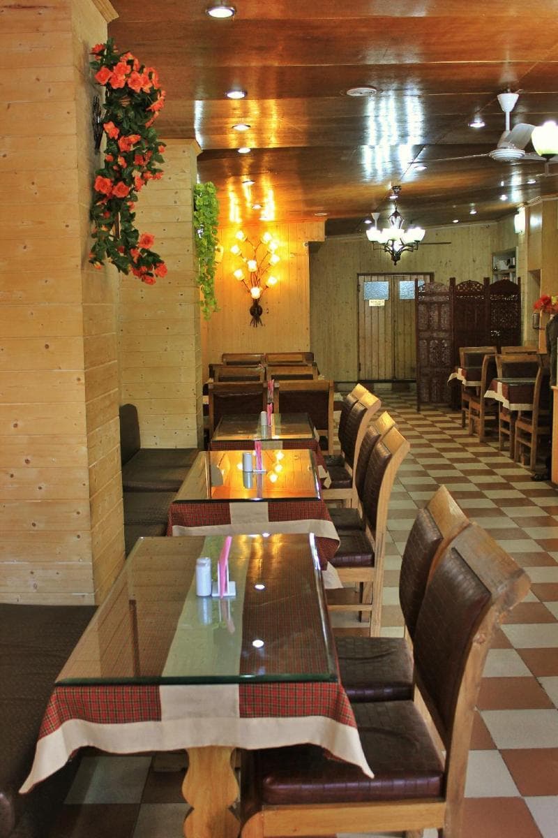 Walisons Hotel photo 1