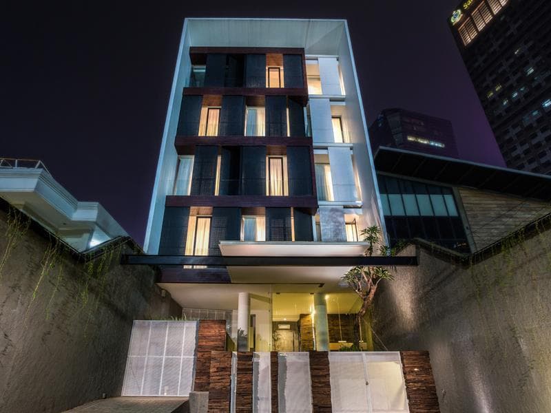 Upscale Suites 3