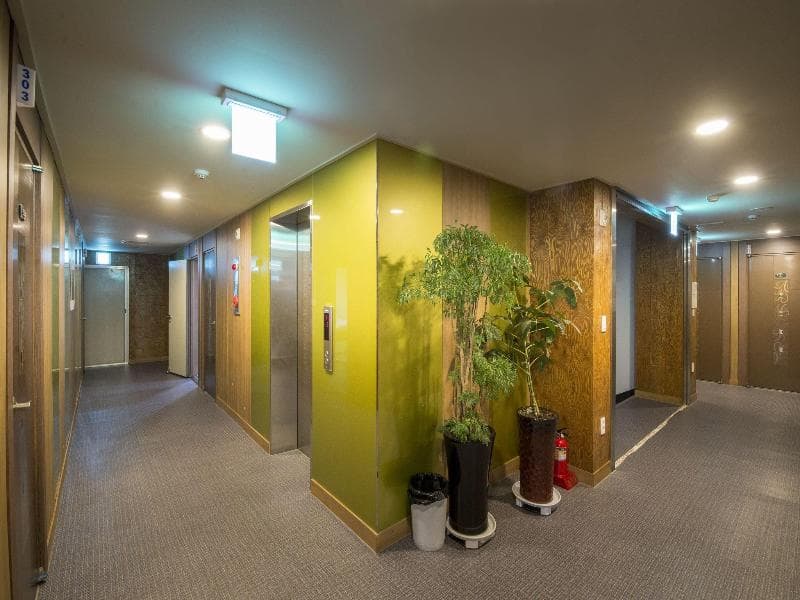 Champion Hotel 4