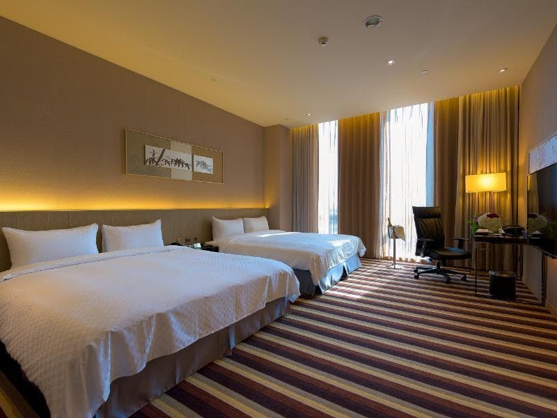 Grand Royal Hotel 5