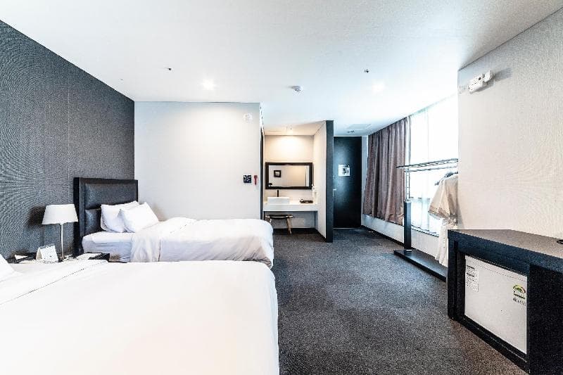 Gangneung Tourist Hotel photo 1