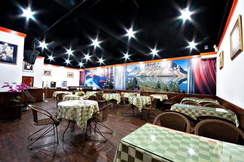 Beverly Commercial Motel main