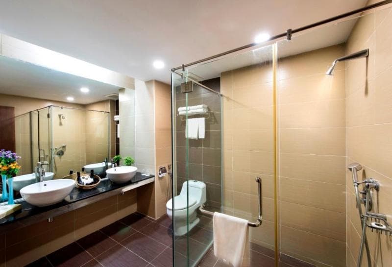 Kingwood Mukah Hotel main