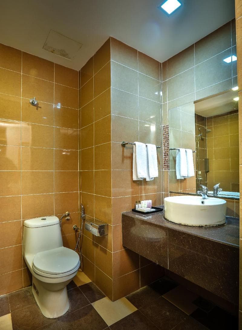 Rhr Hotel Kajang 4