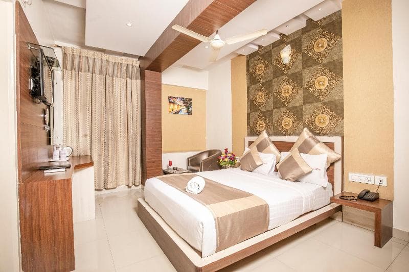 Aishwarya Suites 4