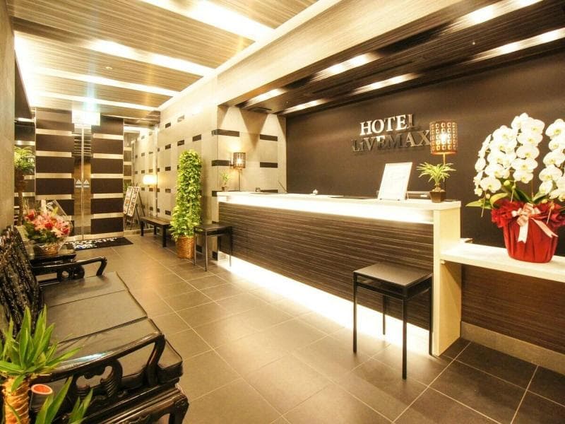 Hotel Livemax Yokohama Motomachi Ekimae 2