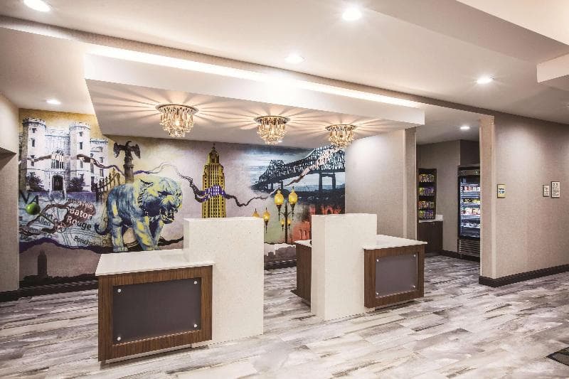 La Quinta Inn & Suites Baton Rouge - Port Allen 5