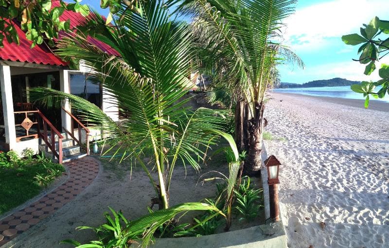 Noble House Beach Resort 5