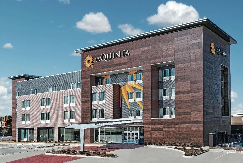 La Quinta Inn & Suites Dallas Grand Prairie North photo 1