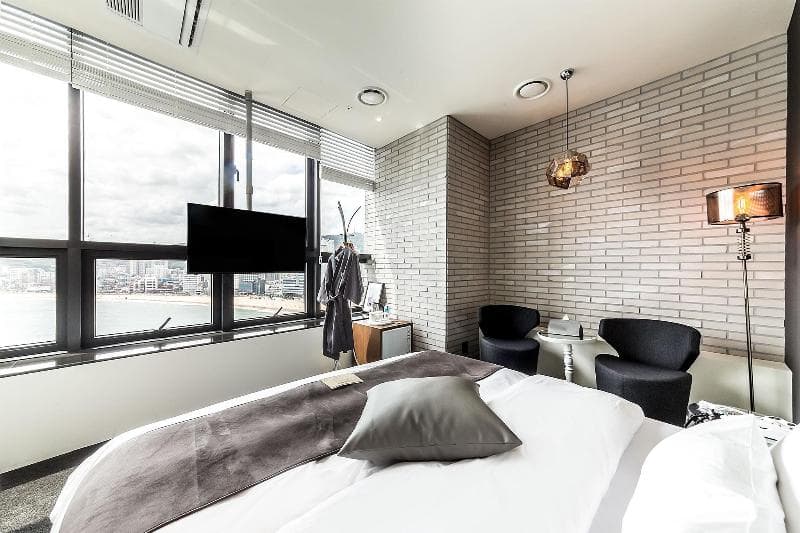 Hotel H Avenue photo 1